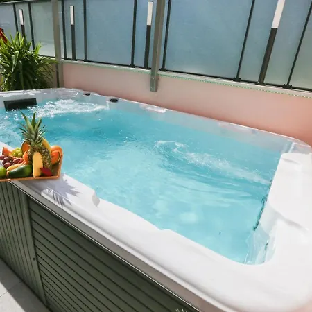 Apartament Rose Pool Deluxe *
